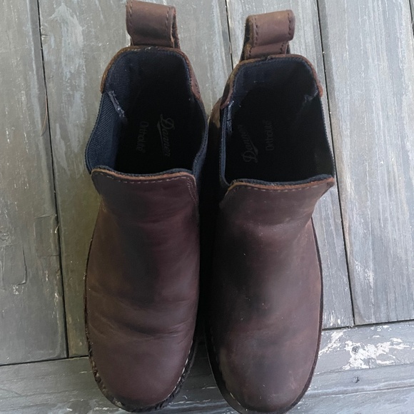 DANNER BULL RUN CHELSEA BOOTS - Picture 8 of 10